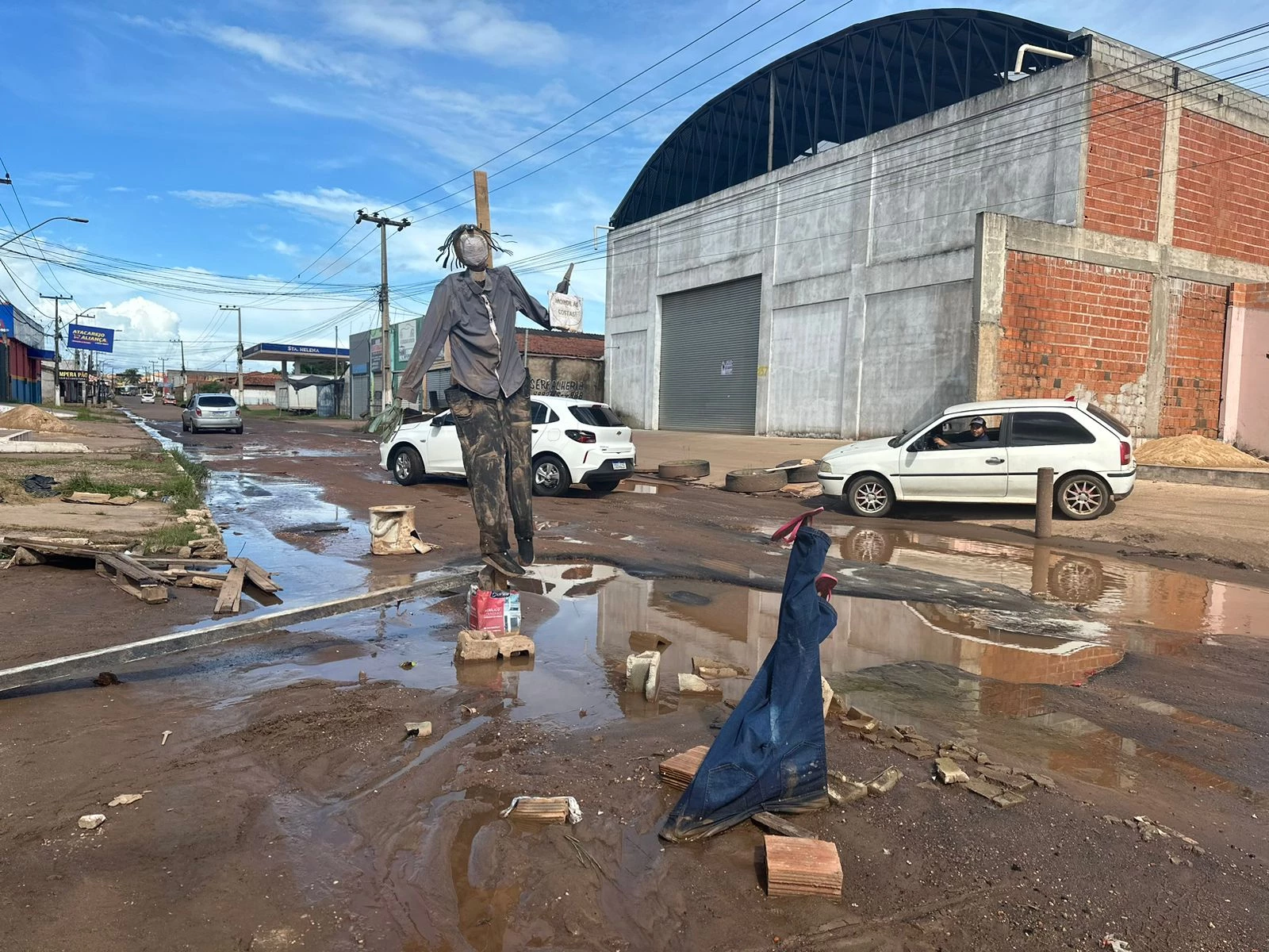 Avenida Liberdade, bairro Vila Cafeteira. (Foto: Tátyna Viana / Imirante)