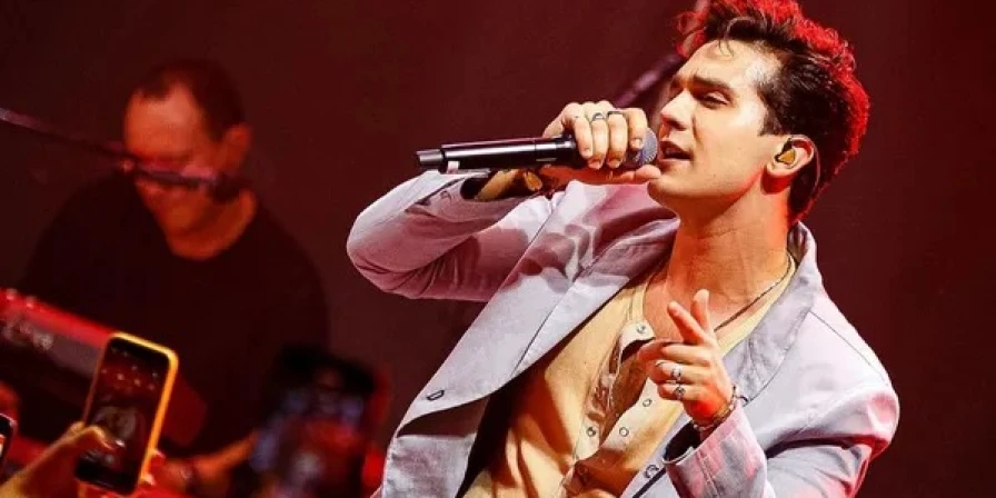 Luan Santana deixa a timidez de lado e abre o jogo sobre vida sexual.