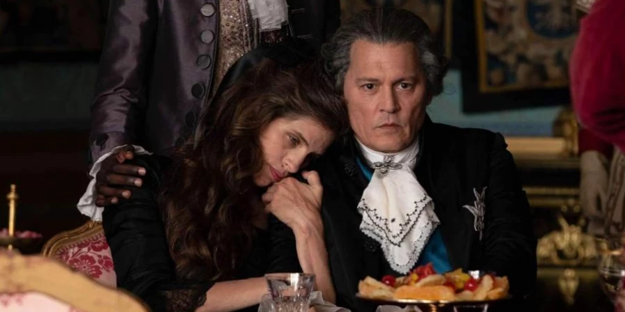 Maïwenn e Deep em cena de "Jeanne Du Barry".