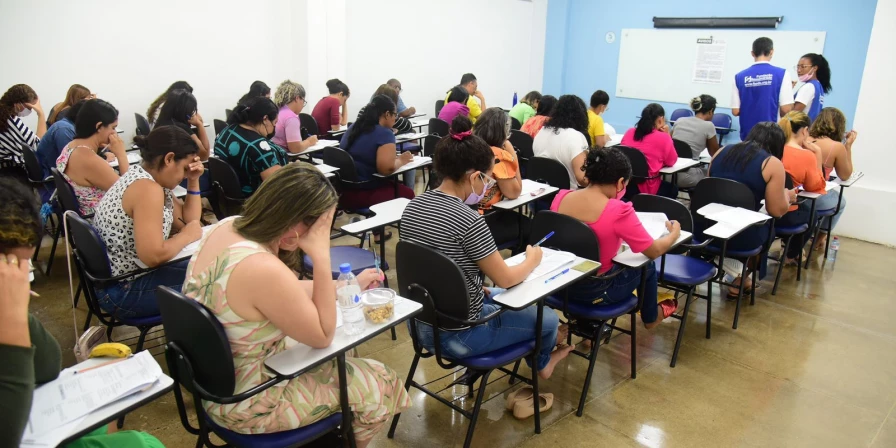 No total, são 786 vagas, além do cadastro de reserva, que atenderão as escolas públicas municipais.