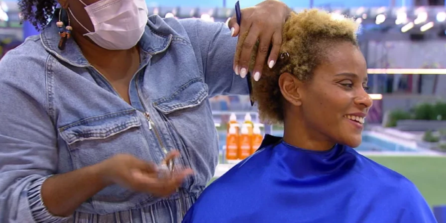 Finalistas do BBB 23 aproveitam uma tarde de spa.