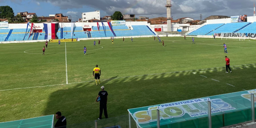 Maranhão e Atlético-CE duelaram no estádio Nhozinho Santos