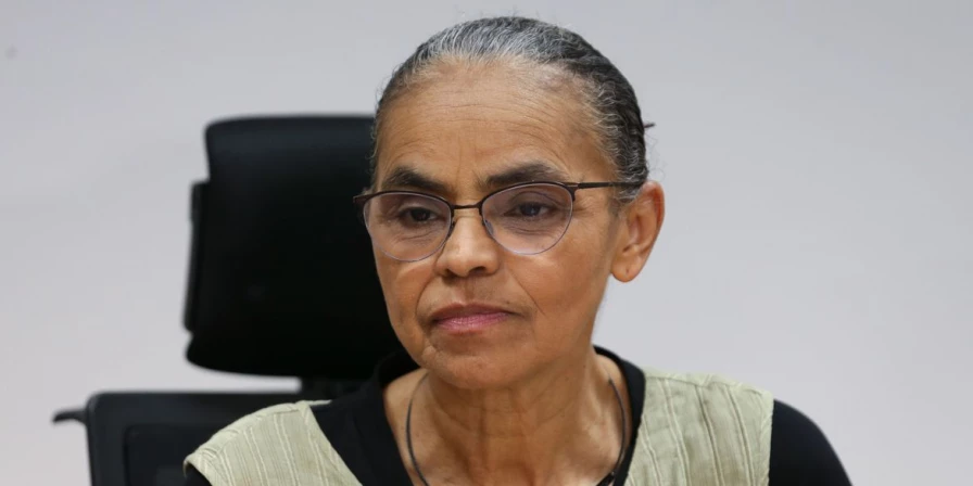 Boletim médico divulgado neste domingo cita condição clínica estável.