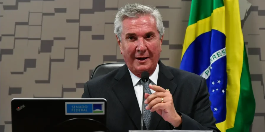 Procuradora Lindora Araújo defende que o ex-senador seja condenado a 22 anos de prisão.