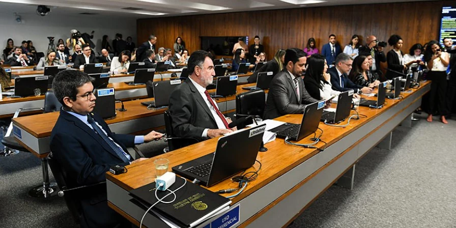 Comissão Mista que aprovou a MP do Bolsa Família é formada por senadores e deputados federais