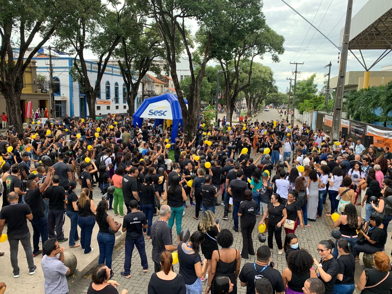 Em São Luís, a manifestação aconteceu em frente ao Sesc Deodoro, no Centro da capital maranhense. Foto: Paulo Soares / Grupo Mirante
