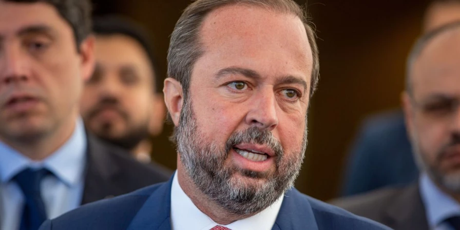 Estatal anunciou hoje nova política de preços.