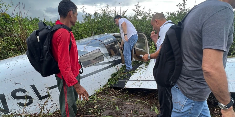 Avião saiu da pista durante decolagem no município de Cururupu.