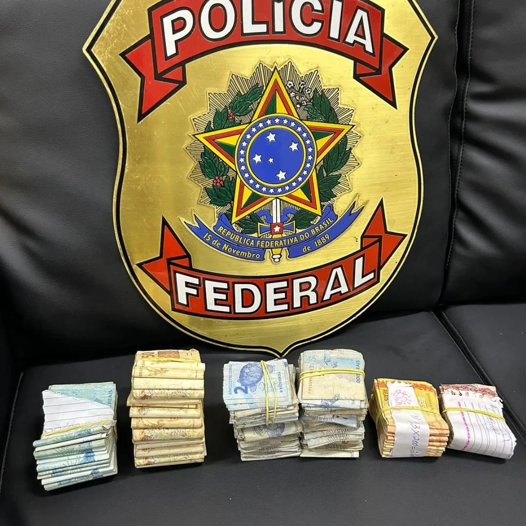 Em São Luís, foi apreendida a quantia de R$ 33.800 em espécie. (Foto: Divulgação / Polícia Federal)