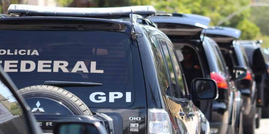 Suspeitos são acusados de cometerem crimes nas eleições de 2022.