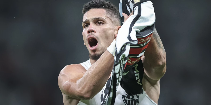 Paulinho, atacante do Atlético-MG.