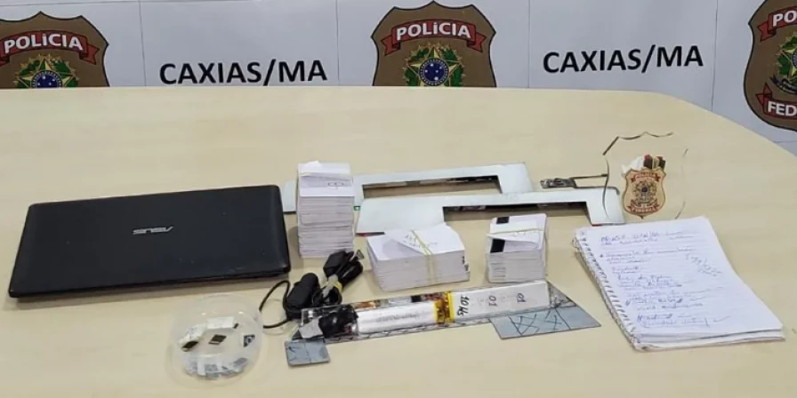 Polícia Federal prende no Ceará homem suspeito de aplicar fraudes bancárias em municípios do Maranhão.