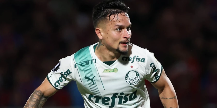Artur, atacante do Palmeiras.