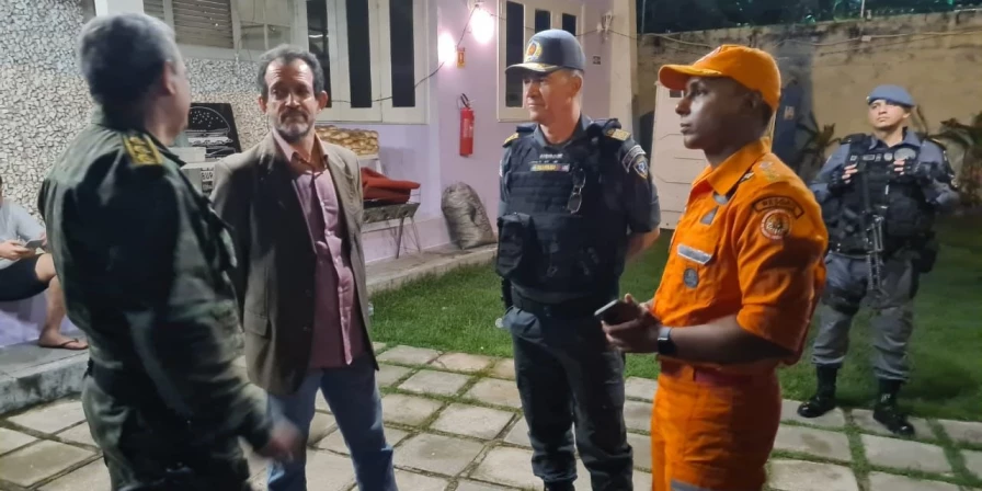 De acordo com informações do CBMMA, o local interditado fica localizado no bairro do Calhau.