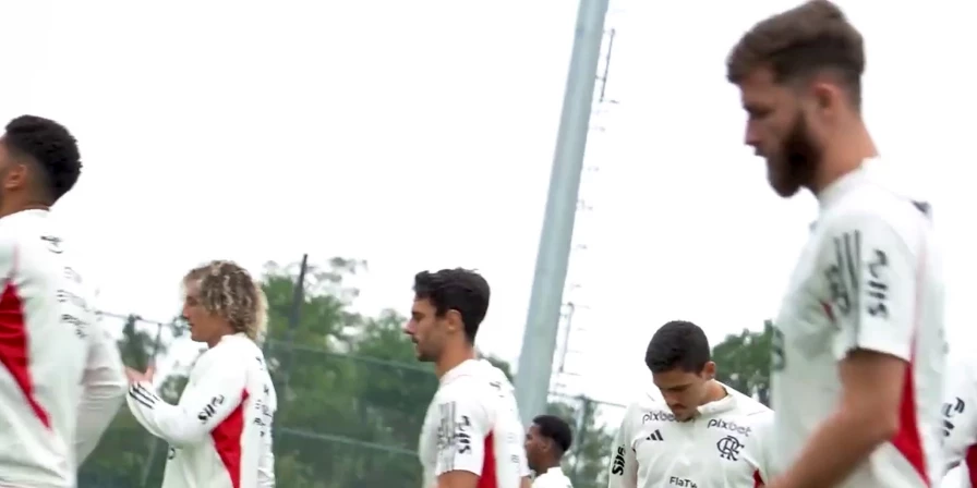 Jogadores do Flamengo em preparação no Ninho do Urubu