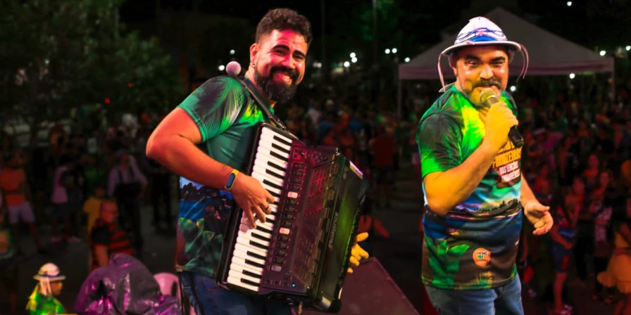 A programação musical será aberta por ‘Forró do Tonyyy’, na praça João Lisboa.