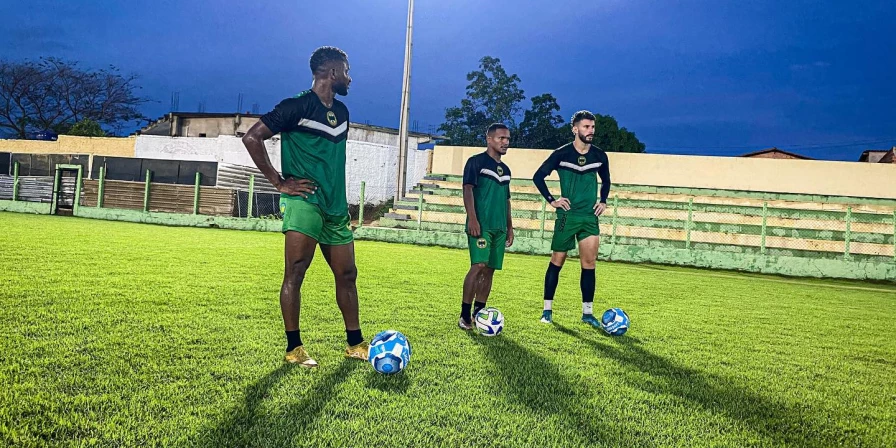 Treino do Cordino no Estádio Leandrão.