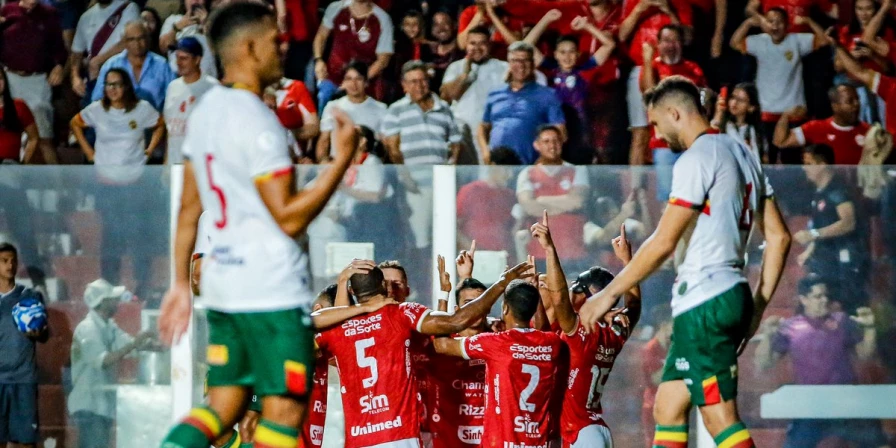 Vila Nova se recuperou e assumiu a vice-liderança da Série B.