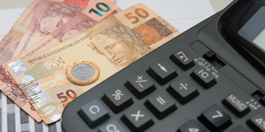 Governo do MA tem contas no azul