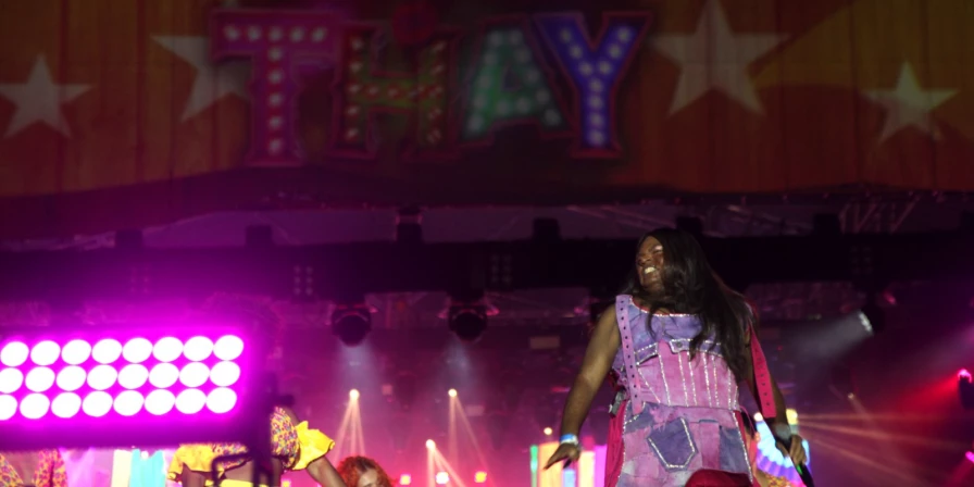 Only Fuego no palco Lua.