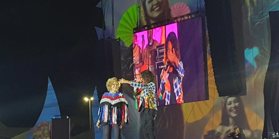 Alcione e Emanoel Ferraro no São João da Thay