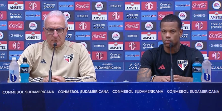 Treinador falou sobre o assunto pela primeira vez de forma aberta