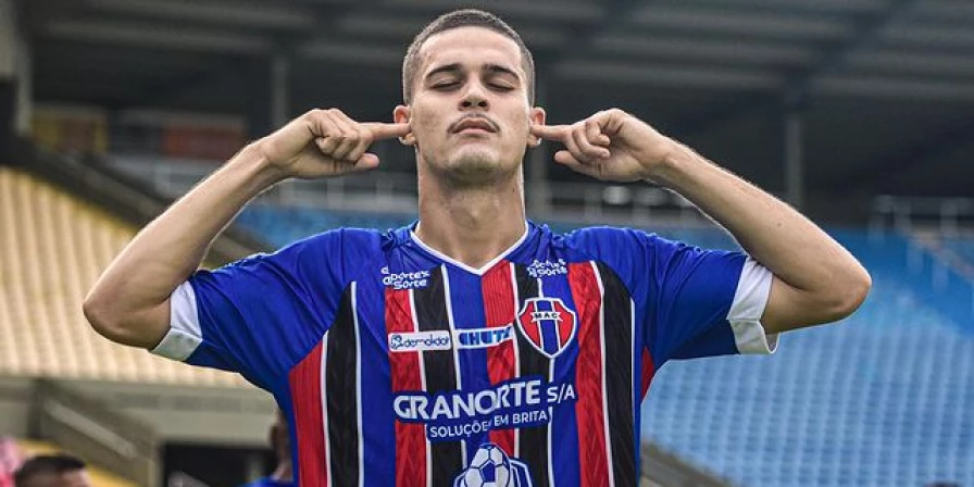 Meia-atacante Jorge está com dores musculares e será avaliado