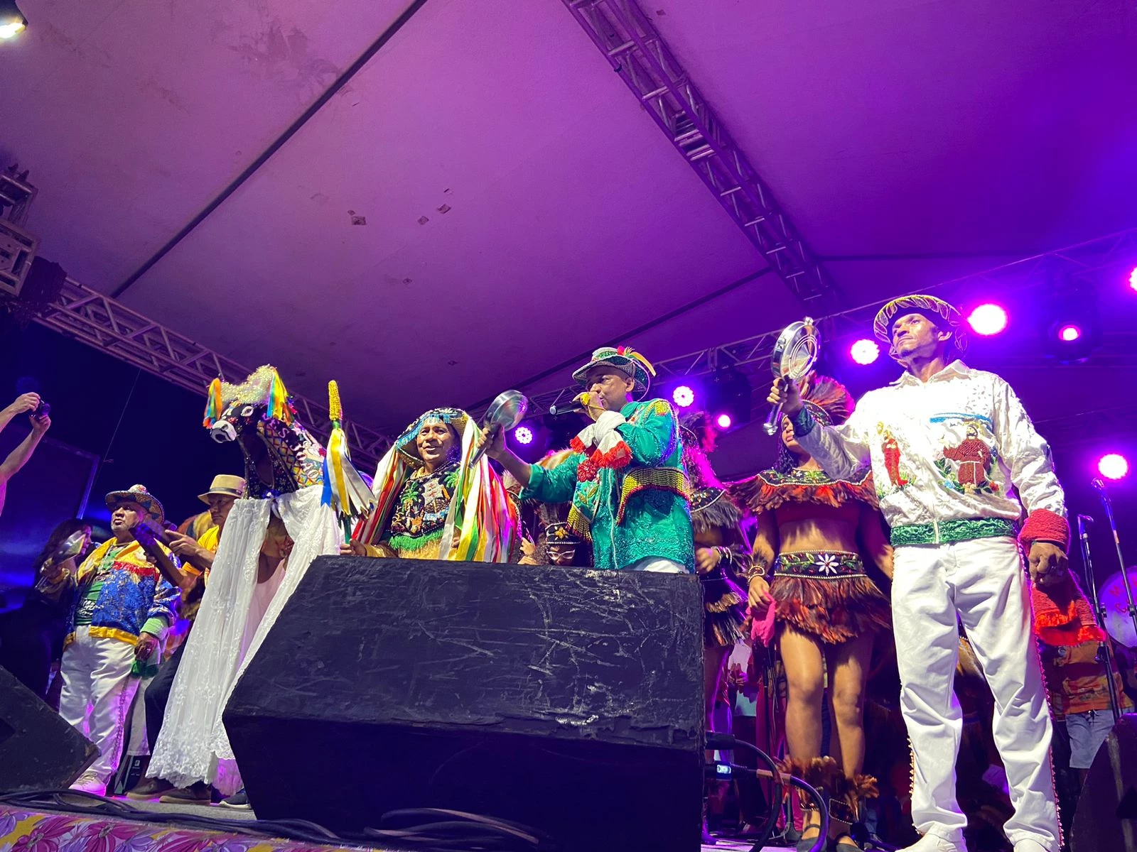 Bumba meu boi no palco do Arraial da Assembleia. (Foto: Rafaelle Fróes/Grupo Mirante)