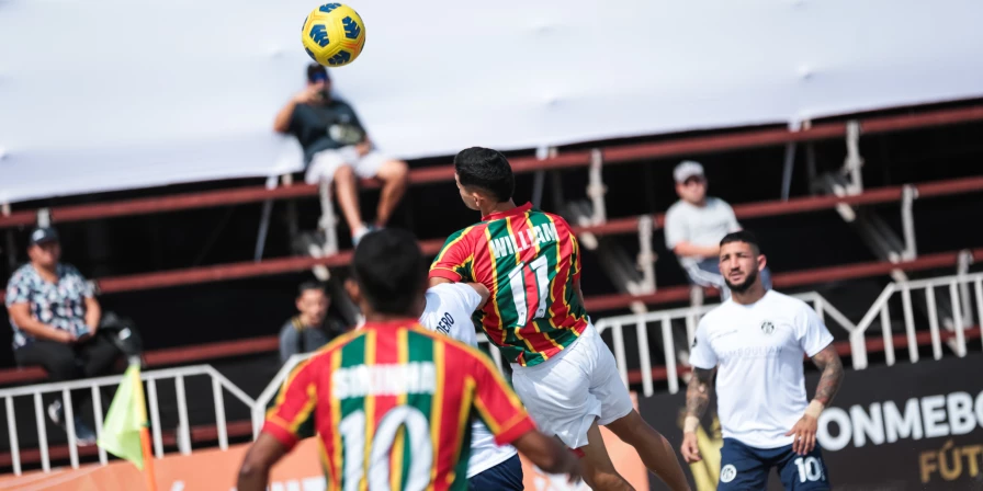 William em lance do Sampaio Corrêa na Libertadores