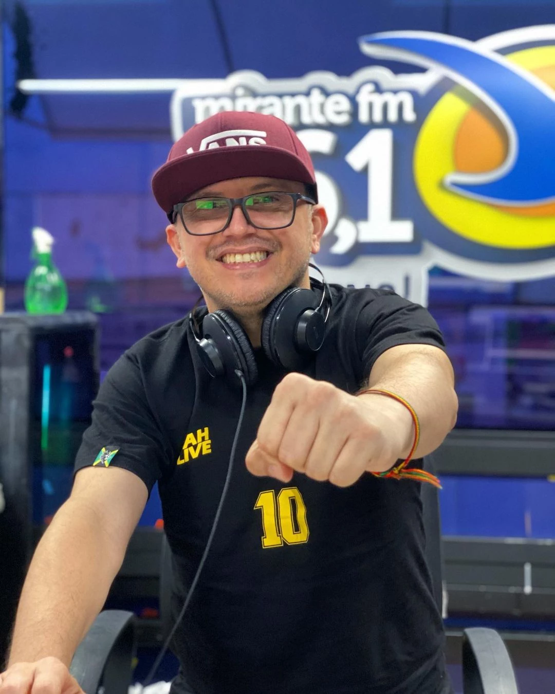 DJ Valdiney: o Reggae Point e Reggae Vibe têm como proposta atravessar o Estreito dos Mosquitos para dialogar com o mundo. Foto: Divulgação