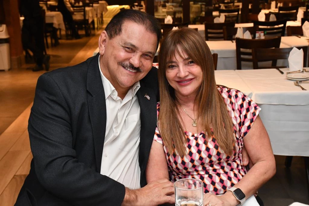 Em recente acontecimento social, o ex-deputado e atual secretário de Estado de Articulação Política do Governo Brandao, Rubens Pereira, natural de Matões, ao lado da esposa Suely Torres Pereira, segunda suplente de senadora