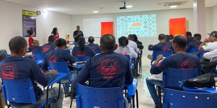 Profissionais da construção civil participam de treinamento na Potiguar.