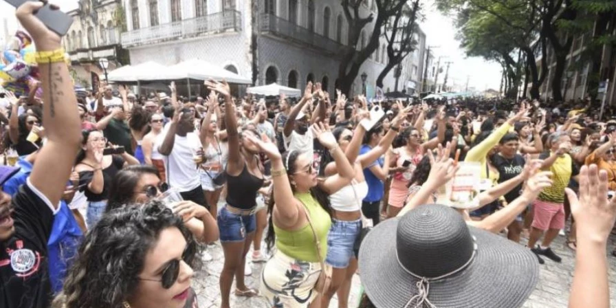 A Feirinha São Luís oferece diversas opções para os visitantes.
