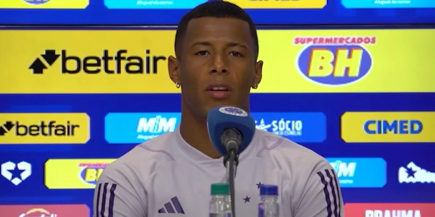 Arthur Gomes, atacante do Cruzeiro.