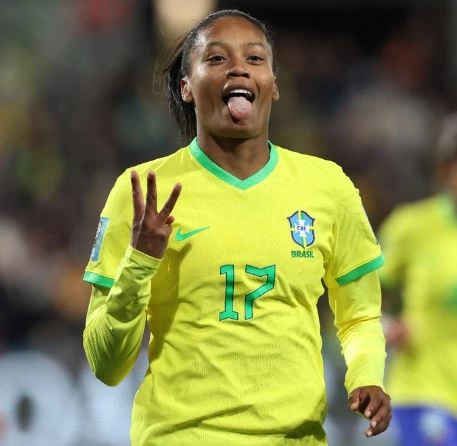 Ary Borges marcou três gols no primeiro jogo do Brasil na Copa do Mundo Feminina. (Foto: Fifa/Twitter)
