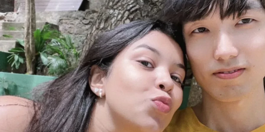 Yang Seok, o Yan, 28 anos, e a universitária cearense Luísa Vitória Ribeiro, de 20 anos.