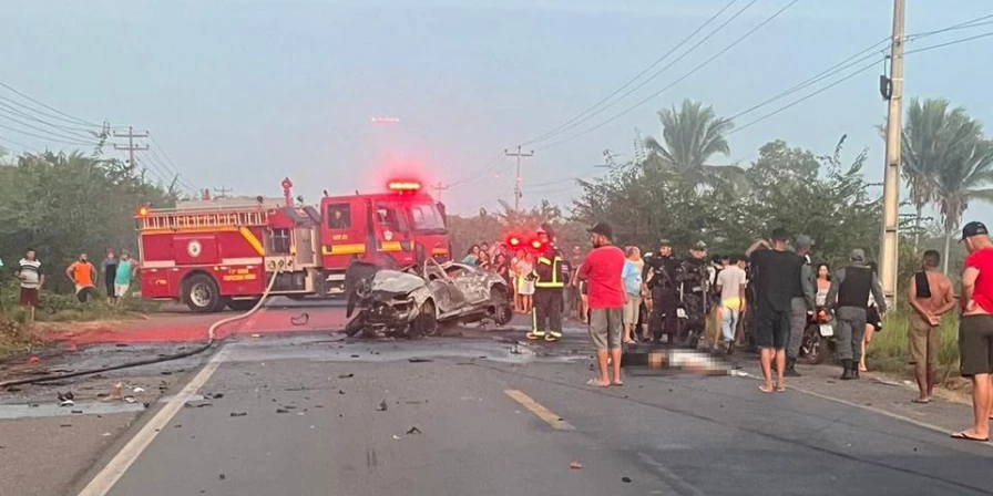 Acidente com duas mortes e cinco feridos na BR-222.