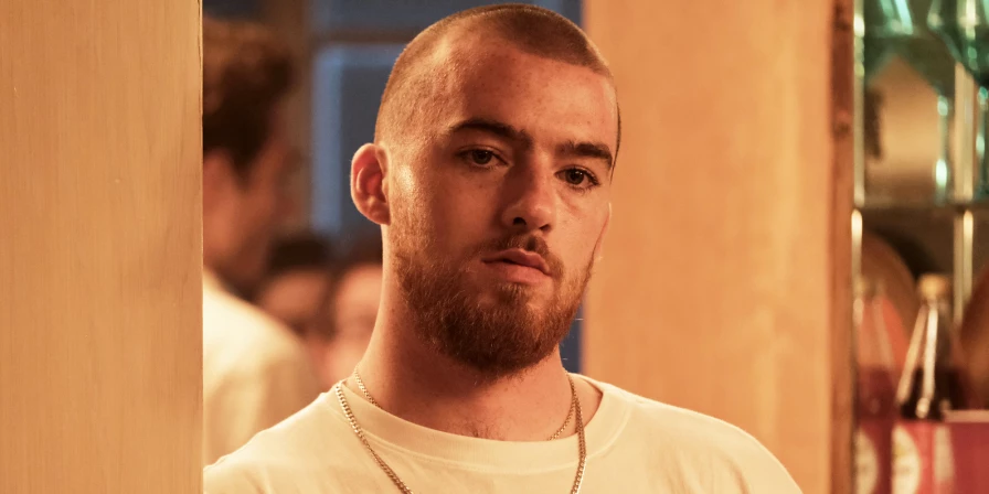 Angus Cloud morreu nesta segunda-feira (31).
