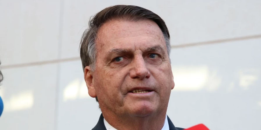 Advogados do ex-presidente anteciparam uma determinação judicial e encaminharam extratos bancários ao tirbunal