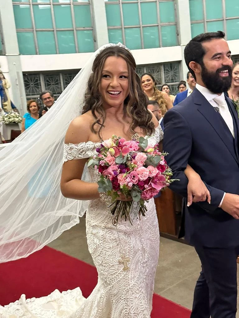Casamento dos maranhenses Frederico Silva e Isadora Sanches foi atrapalhado por forte ventania. (Foto: Arquivo Pessoal)