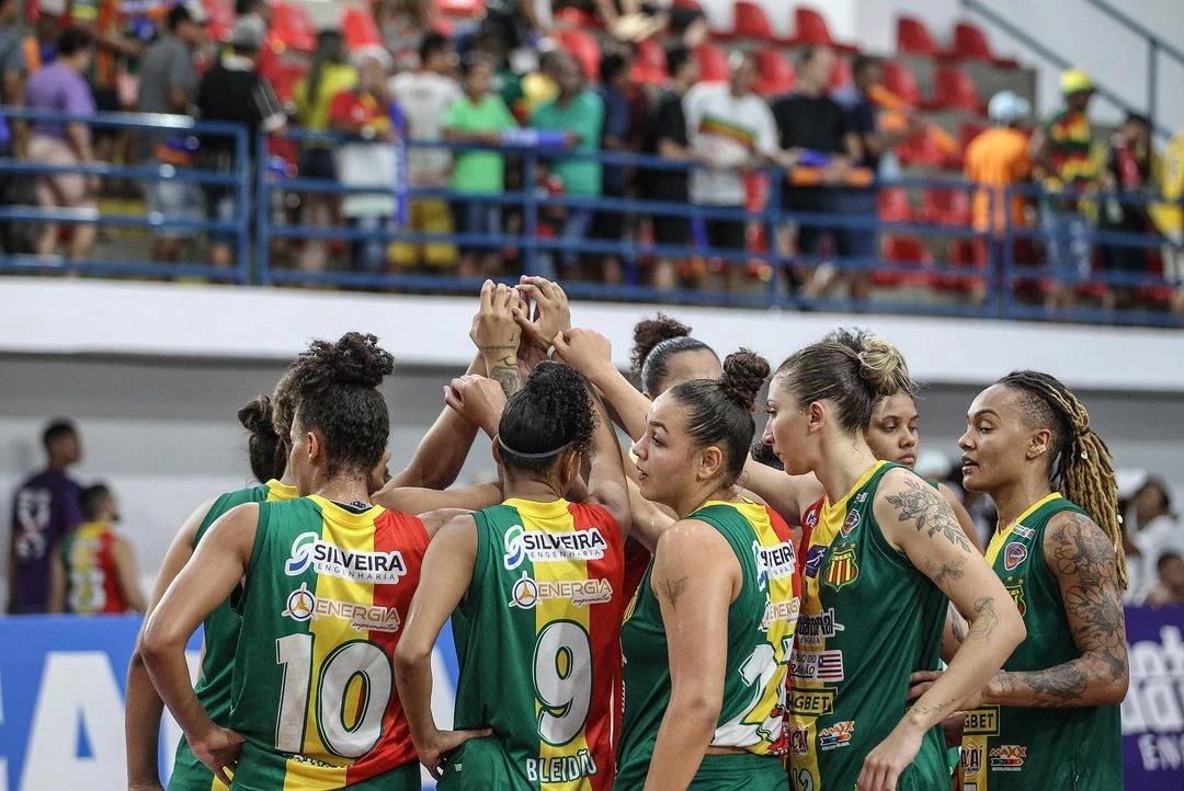 Elenco está unido em prol de mais uma vitória nesta sexta-feira (Crédito: Ronald Felipe)