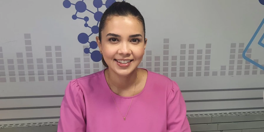 Karen Barros em entrevista ao Ponto Final.
