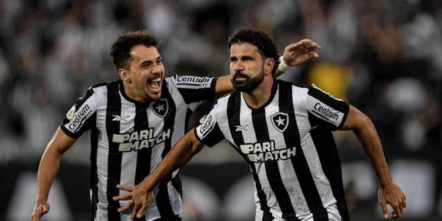 Time alvinegro venceu com dois gols do atacante Diego Costa