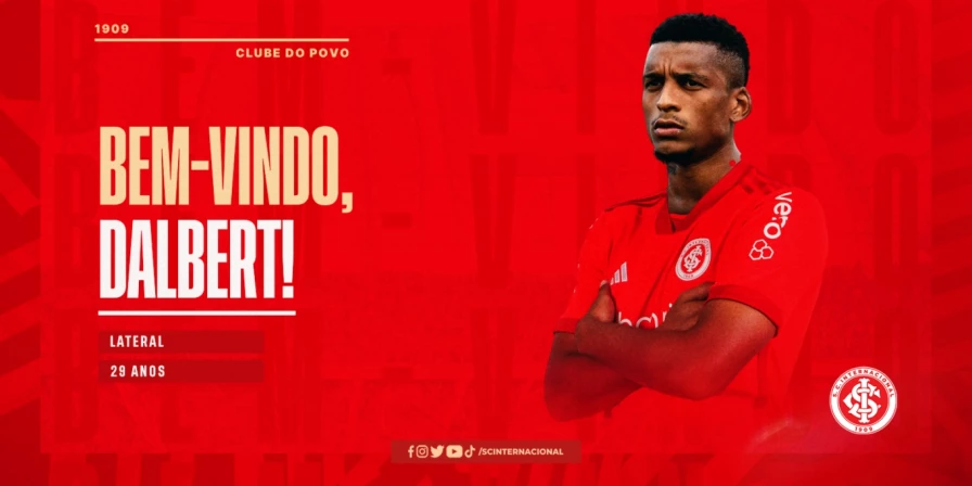 Dalbert, lateral-esquerdo do Internacional.