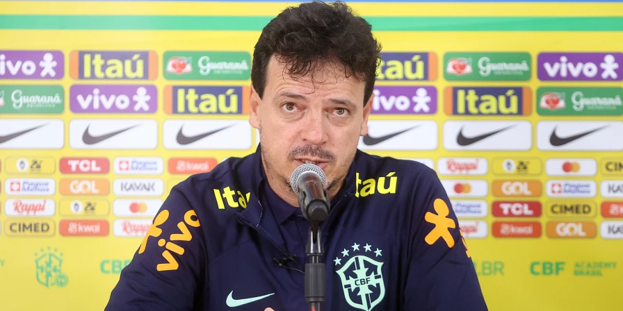 Fernando Diniz, técnico da Seleção Brasileira.
