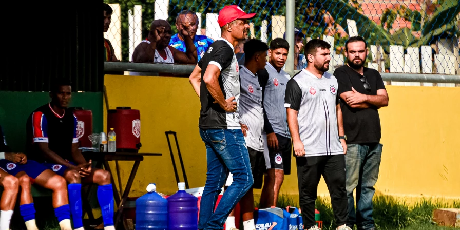 Danilo Brito, técnico do Tupan.