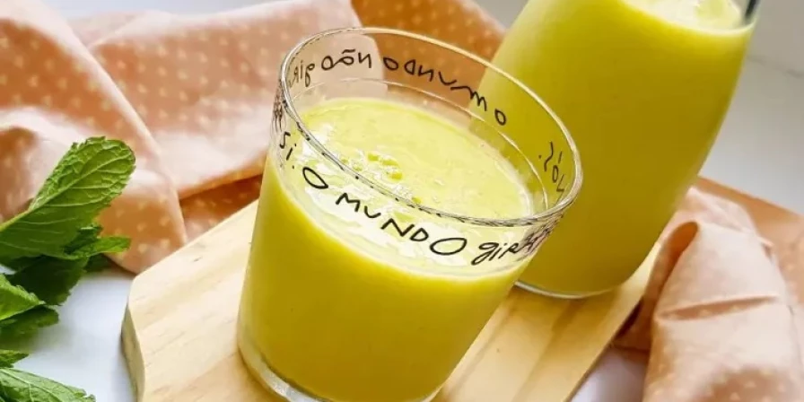 A receita é super refrescante e fica pronta em poucos minutos.