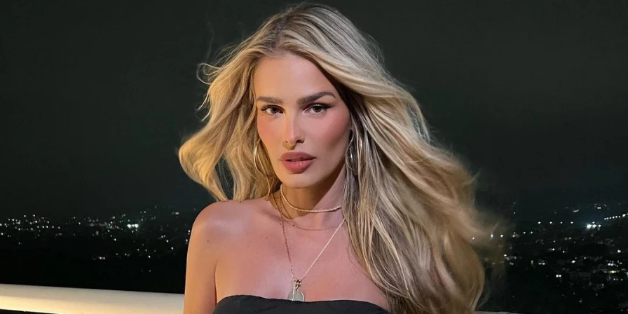 Yasmin Brunet revela que não está namorando com MC Daniel.