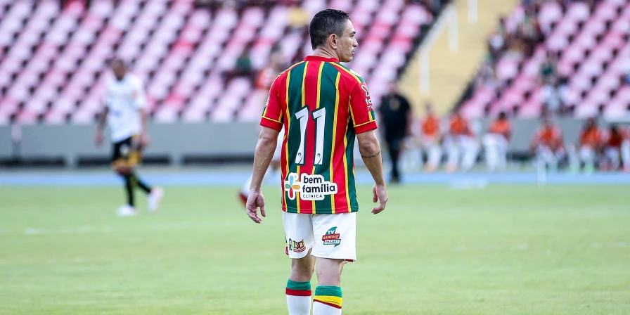 Pimentinha sofreu entrada dura contra o Novorizontino