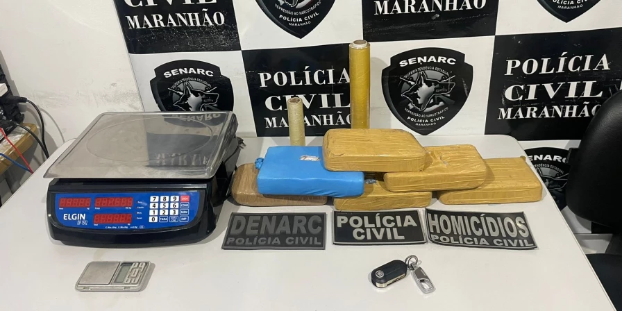 Peças de crack apreendidas em Timon.